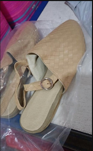 European And American Baotou Flat Sandals With Buckle