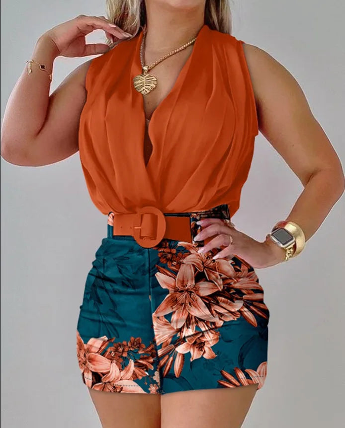 202& Summer Fashion Shorts Set Women Sexy Sleeveless Halter Top Printed Shorts Two Piece Set Elegant Office Lady Commuting Suit