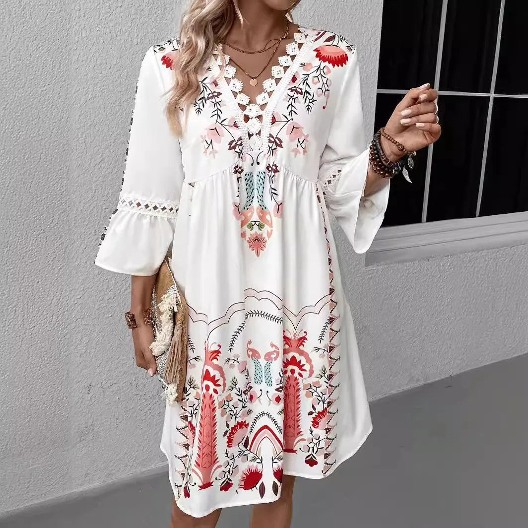 2025 summer new V-neck lace patchwork casual all-matching printed dress somè