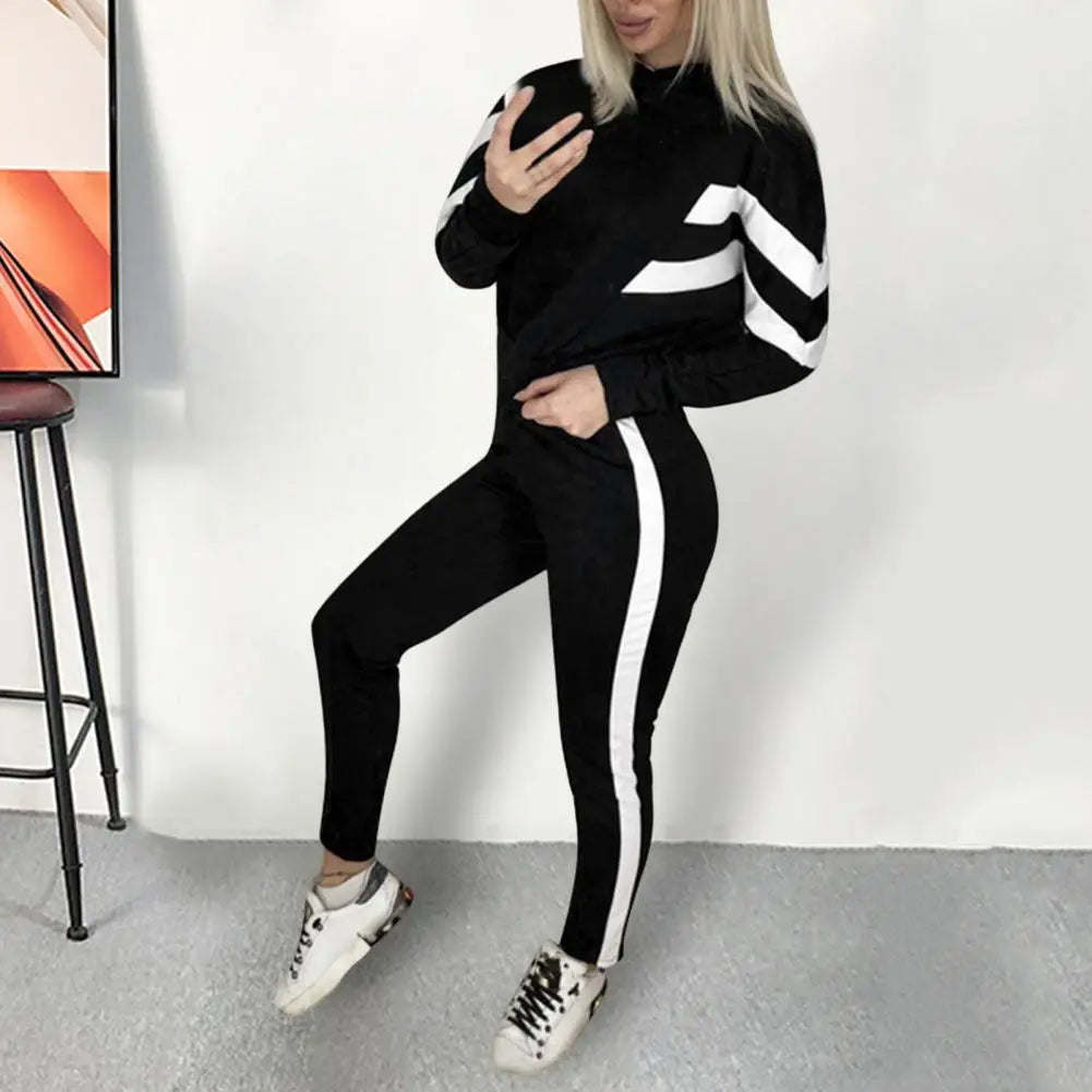 2 Pieces Set Women 2025 hot style Europe America autumn hooded fleece suit two-piece show hilum Sports Set Hooded Sportswear Set kpy