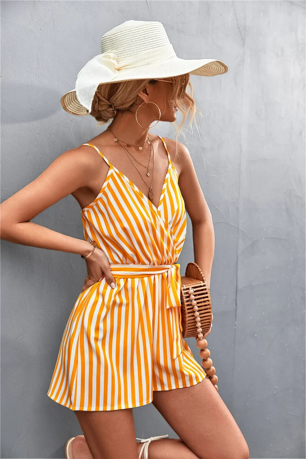 Summer Woman Playsuits Flowers Printed Sexy Off Shoulder Slim Romper Jumpsuit Women Short Sleeve Holiday Beach Playsuit 202&